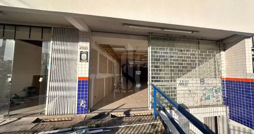Ponto comercial para alugar na Avenida Senador Salgado Filho, Uberaba, Curitiba