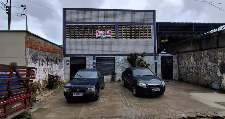 P/investidores - prédio duplex servindo p/vários tipos de comercio.