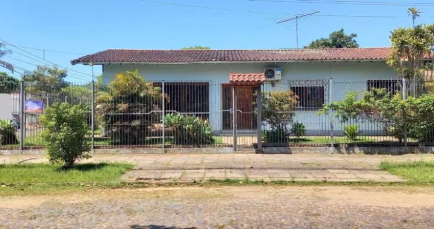 Casa com 3 quartos à venda na Rua Nóbrega, 244, Cristo Rei, São Leopoldo