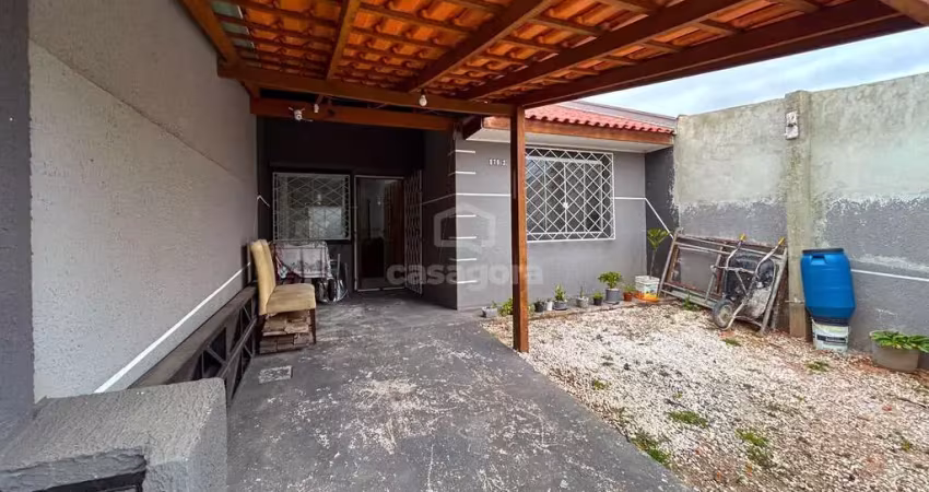 Casa reformada 2 quartos com churrasqueira no gralha azul - fazenda rio grande