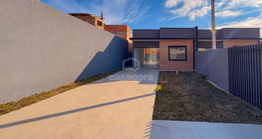 Casa com 3 quartos e amplo terreno no bairro estados, fazenda rio grande - pr