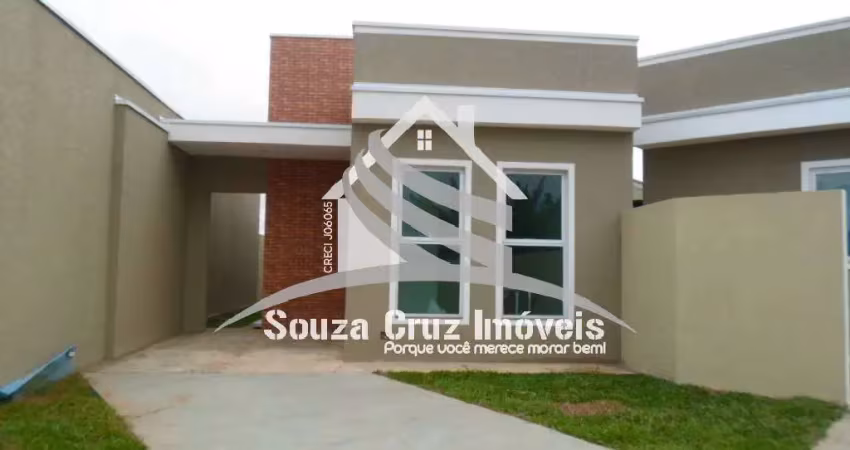 Casa com 03 Quartos (01 Suíte) - Ótima Localização !!!