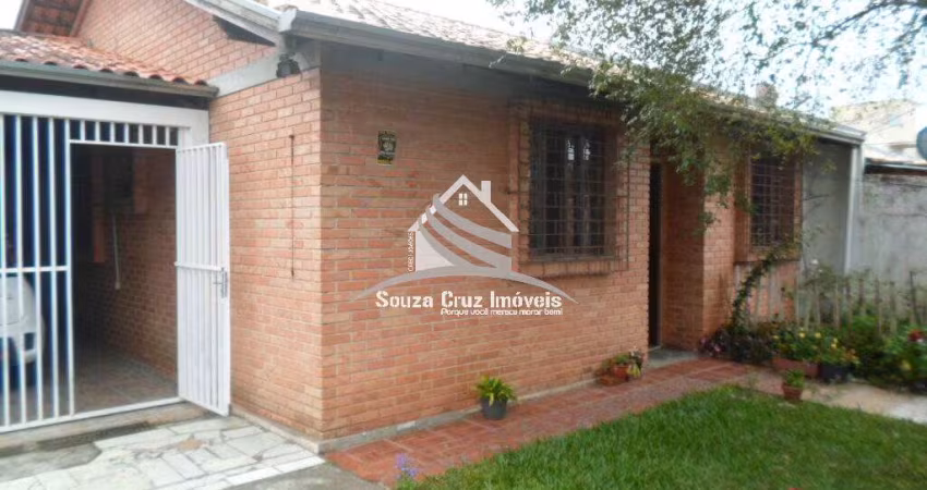 Casa com Terreno de Esquina - Divisa com Curitiba .