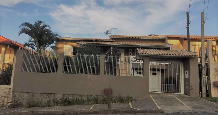 Casa com 3 quartos à venda na Rua Jorge Schuch, 374, Feitoria, São Leopoldo