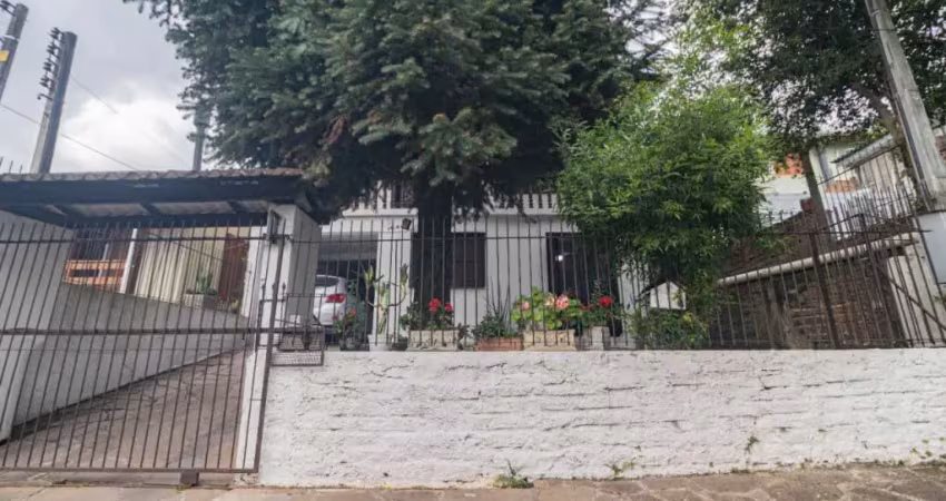 Casa com 5 quartos à venda na Rua Guajuvira, 104, Guarani, Novo Hamburgo