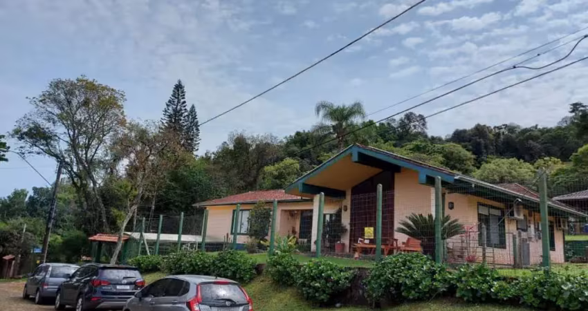 Casa com 5 quartos à venda na Guilherme Poschetzky, 77, Vila Nova, Novo Hamburgo