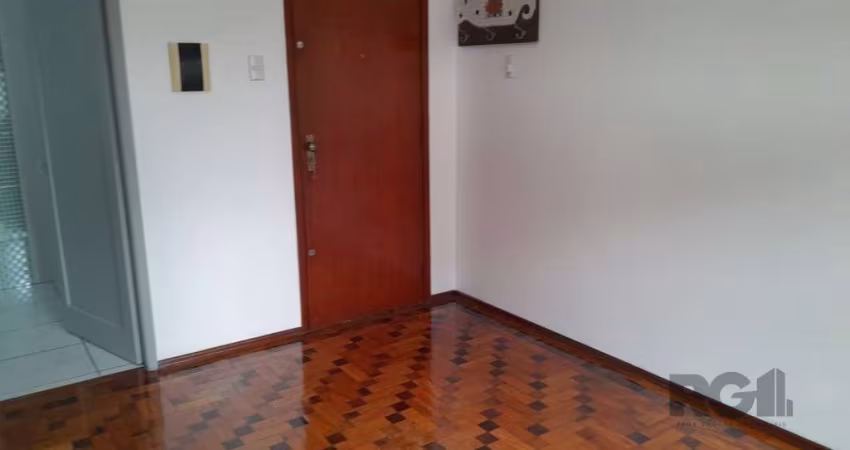 Apartamento,2 quartos,na Salgado Filho,fundos e silencioso