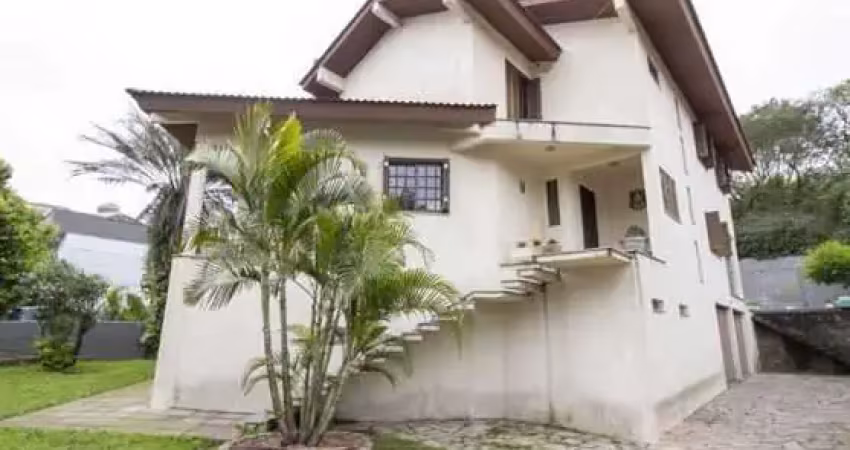 Casa com 5 quartos para alugar no Santa Tereza, Porto Alegre 