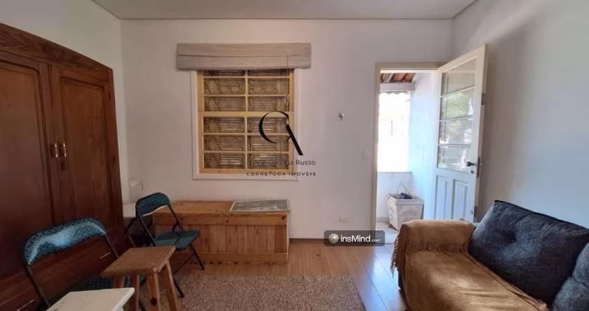 Casa sobreposta alta, 2 dormitórios, 1 suíte, 2 banheiros, Venda em Santos, Boqueirão,
