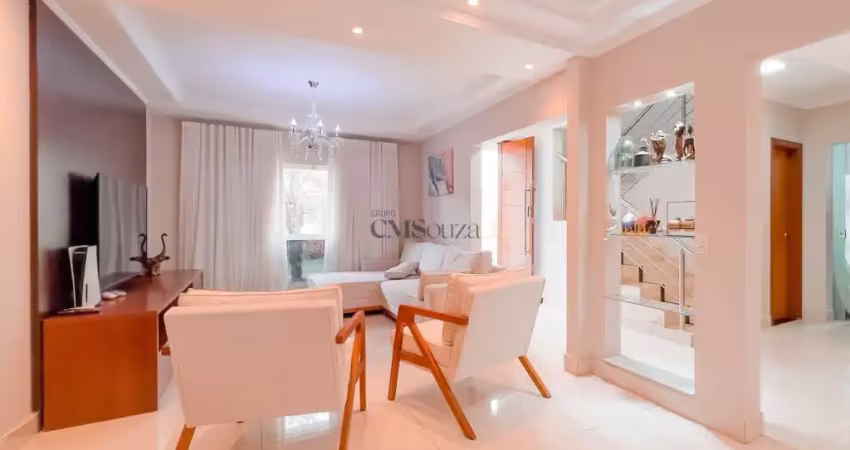 Casa em Condomínio com 3 quartos à Venda - 350m²