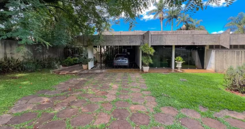 Sobrado à venda com 5 quartos - 5.002m² total