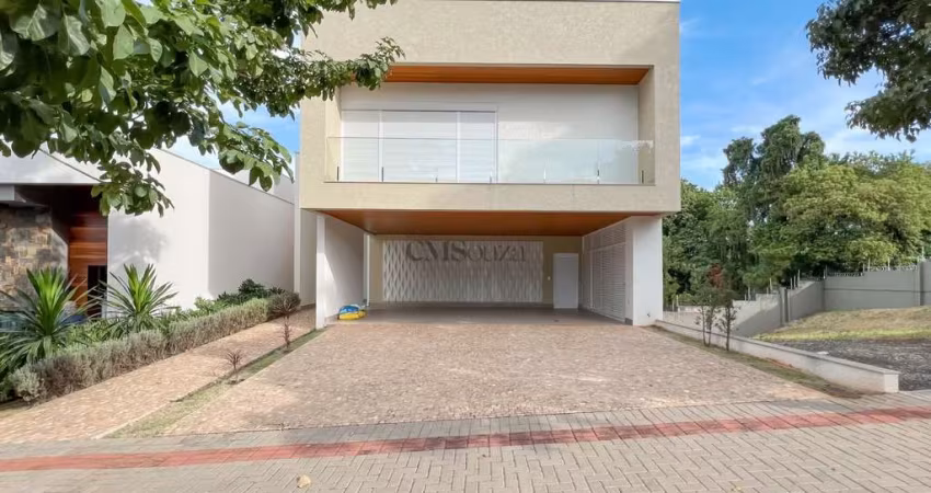 Casa em Condomínio com 4 suítes à Venda - 317 m²