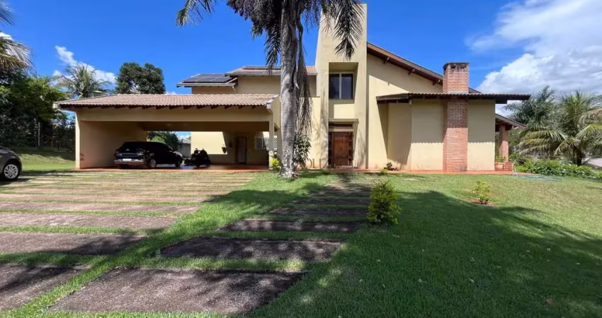 Casa Recanto do Salto - 500m² - 2 suítes - Locação