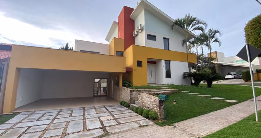Casa em condomínio para alugar  - 250m² - 3 dorm