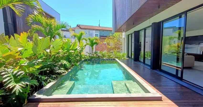 Casa em condomínio fechado com 3 quartos à venda no Cacupé, Florianópolis 