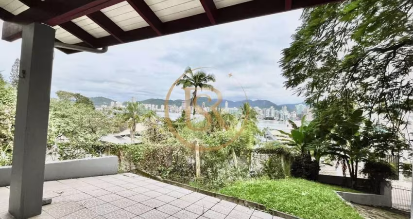 Casa no Canto da Praia com vista mar