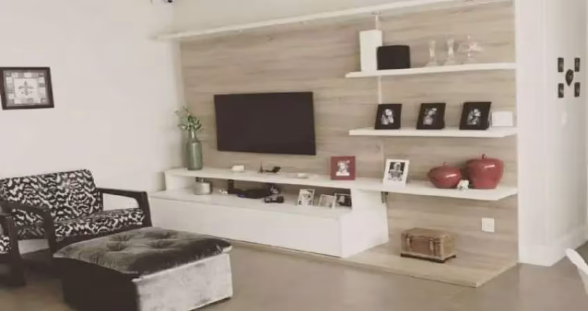 Casa para venda em são paulo-sp, água fria: 5 quartos, 3 suítes, 2 salas, 4 banheiros, 2 vagas de garagem, 180m² de área.
