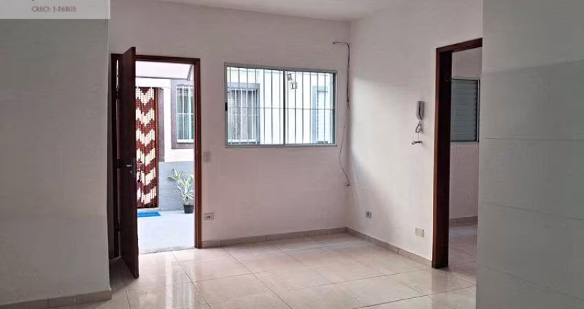 Casa em Condomínio em Jardim Elisa Maria, São Paulo/SP