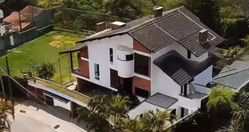 Casa com 4 quartos à venda no Jardim Samambaia, Mairiporã 