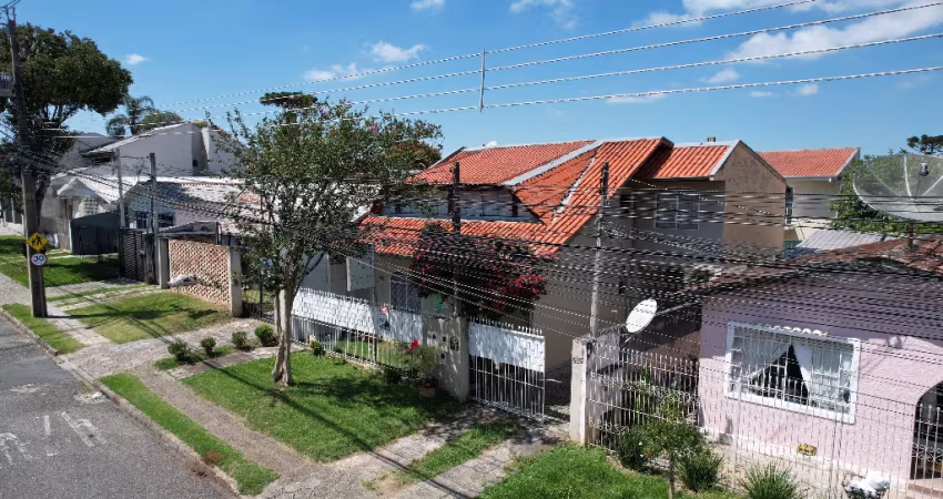SOBRADO COM 6 QUARTOS, 6 VAGAS, NO BAIRRO SANTA QUITÉRIA - CURITIBA