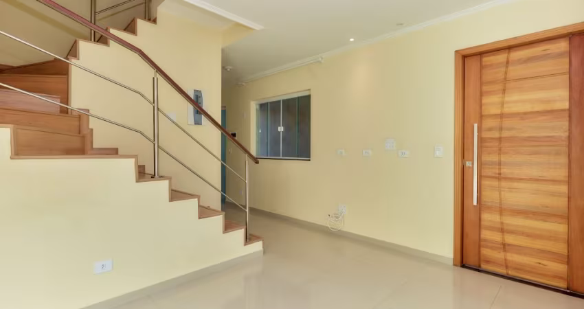 Sobrado á Venda 3 quartos, 1 suíte, 4 vagas, 144m² - Loteamento Marinoni