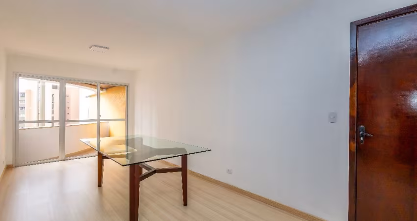 Ap 112m² 3 quartos - na Praça da Ucrania - Batel/Bigorrilho