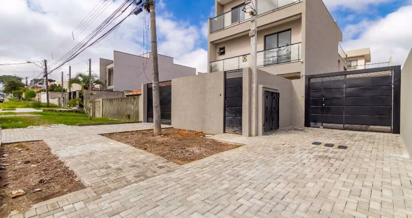 Triplex de 3 quartos, sendo 1 suíte, com 135 m² no Boqueirão - Curitiba-PR
