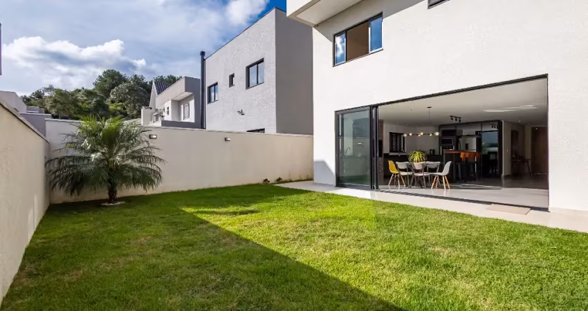 Casa ampla com quintal em condomínio - campo pequeno/colombo