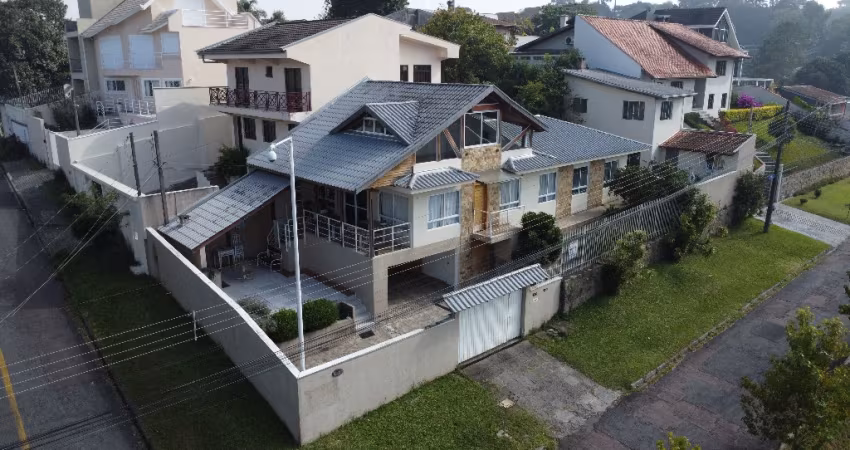 Casa - Santo Inácio - Curitiba/PR