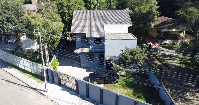Casa com 5 quartos, 7 vagas, terreno de 1284 m² - CURITIBA PR