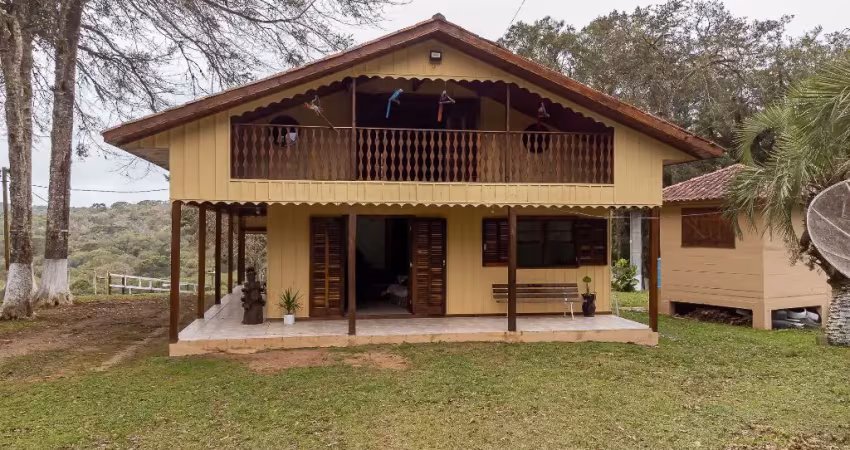 Chácara (mini haras) à venda com casa sede em tijucas do sul/pr.