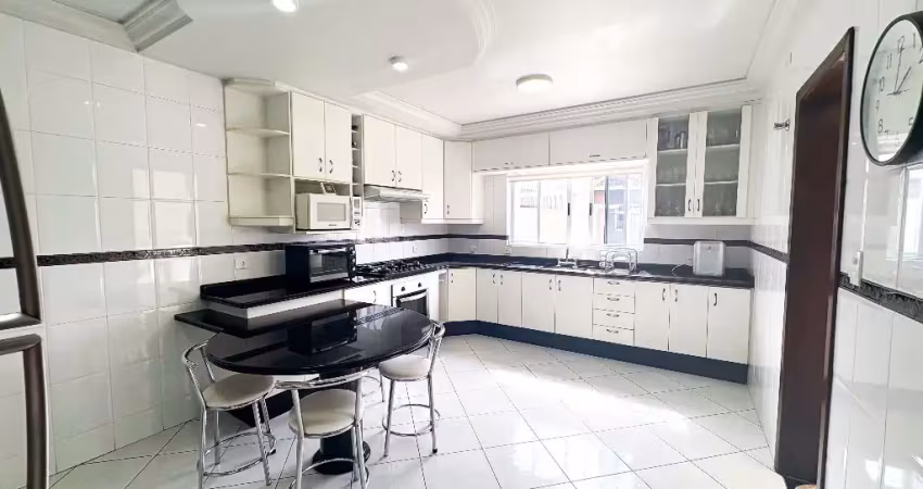 Triplex 301m² – suíte master com hidro e sauna + amplo quintal - no boqueirão