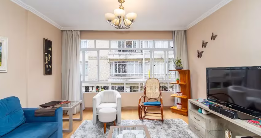 Apartamento ensolarado com vaga privtiva no bairro merçês