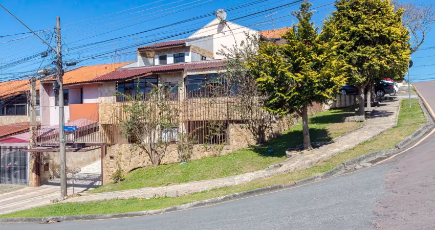 Casa em ótima localização no bairro alto - 200 m², 3 quartos /2 suítes