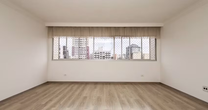 Apartamento com 3 quartos, sendo 1 suíte, com 2 vagas no água verde