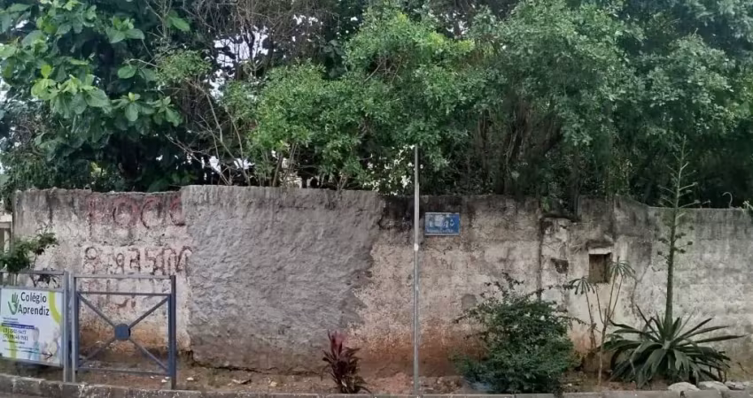 Terreno à venda na Rua Guaraçaima, 18, Piatã, Salvador