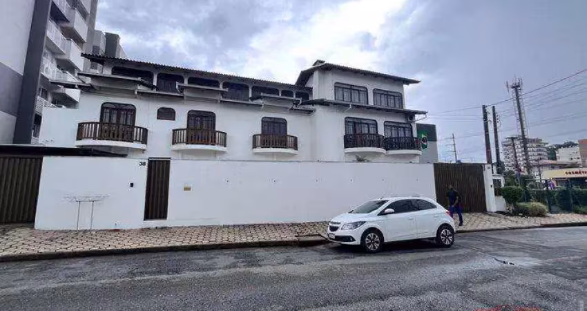 Saguaçu - Predio Residencial e comercial com 3 pavimentos, sendo 4 unidades