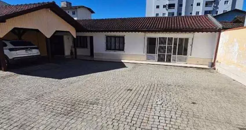 Floresta - casa plana com 5 dorm sendo 1 suite prox ao condor sul, na rua são paulo 2049