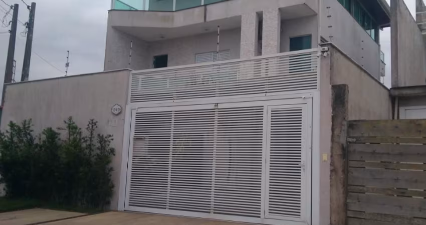 Sobrado alto padrão com 4 dormitórios