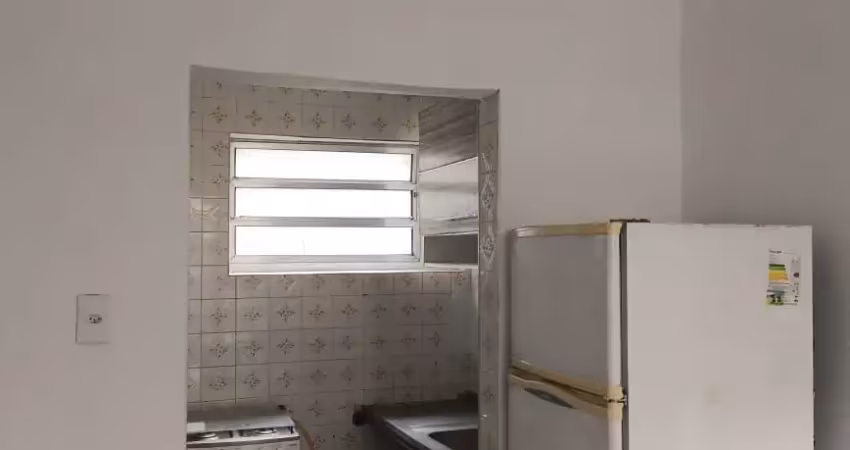 Linda kitnet 180 metros do mar em mongagua na melhor localização