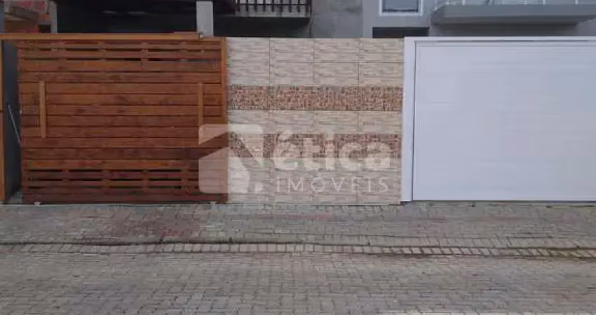 Sobrado mobiliado de excelente qualidade com ótima localização em ilhota-sc.