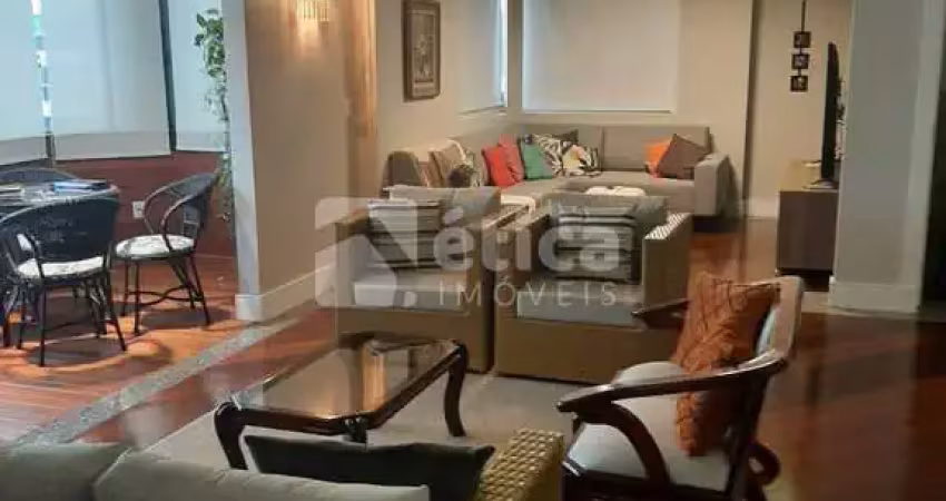 Incrível apartamento com 03 suítes 01 quarto, semi mobiliado no centro de itajaí c 238 m  privativos