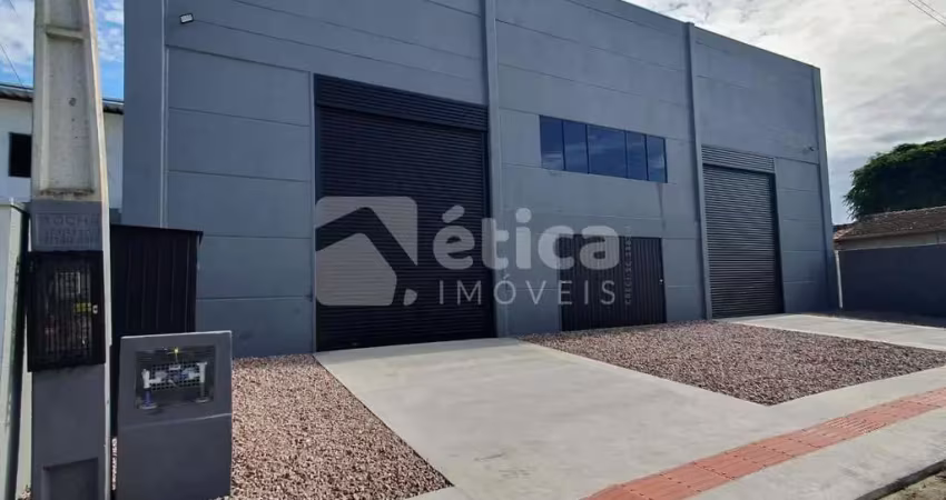 Galpão comercial para locação no bairro são joão, em itajaí.