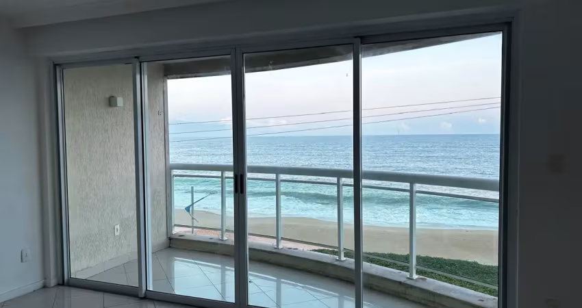 Excelente apartamento com 03 quartos frente ao mar na praia campista