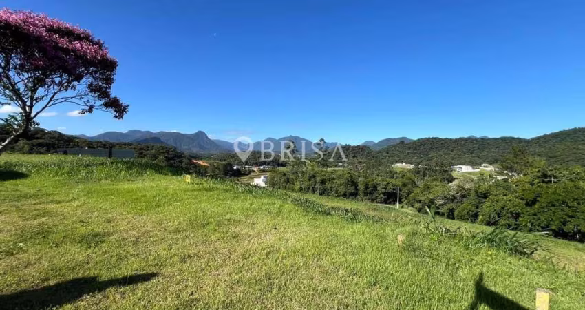 TERRENO NO CONDOMÍNIO DUQUESA DE CHARTRES