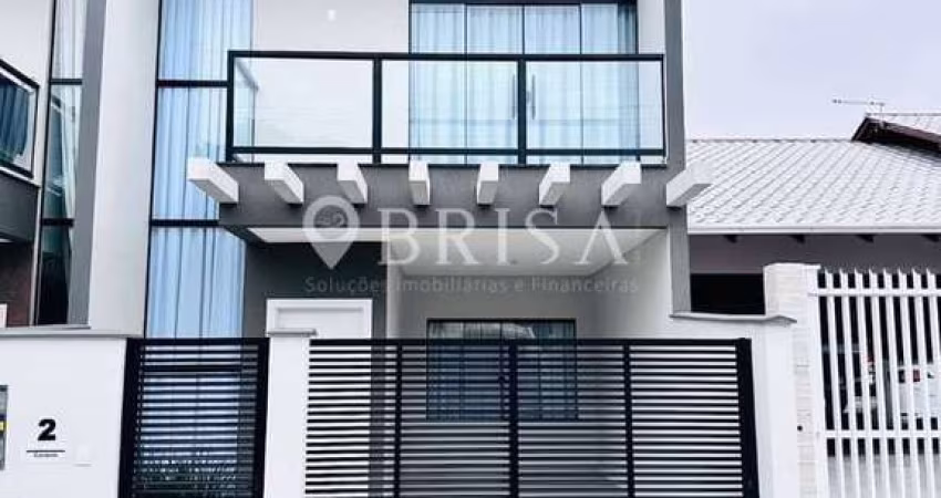 CASA NA PRAIA DA ARMAÇÃO - PENHA