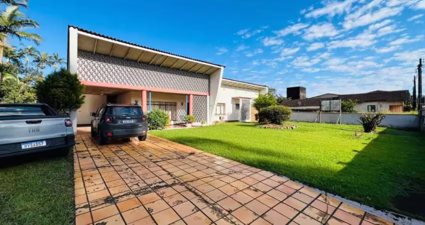 Casa com 1 quarto à venda no Centro, Jaraguá do Sul 