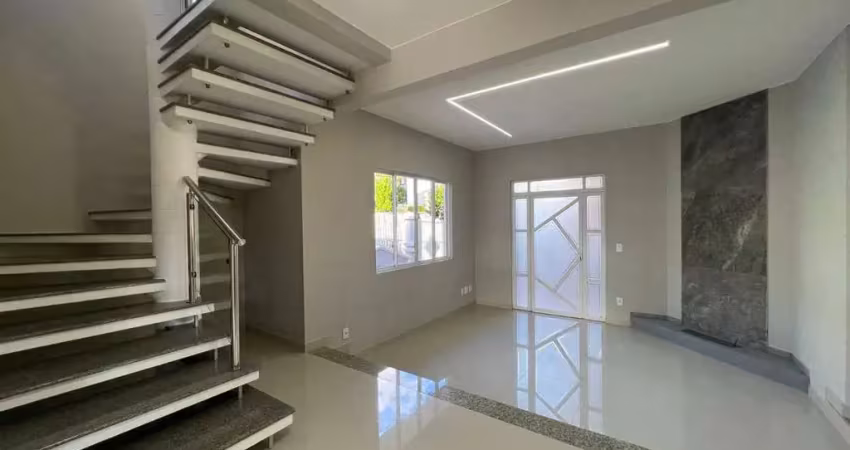 Casa com 6 quartos à venda no Amizade, Jaraguá do Sul 