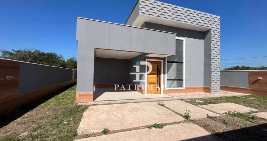 Casa com 3 dormitórios à venda, 106 m² por R$ 540.000,00 - Itaipuaçu - Maricá/RJ