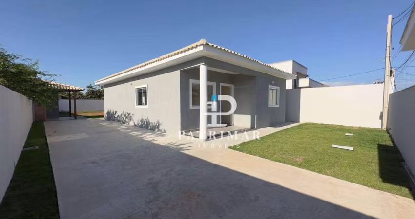Casa com 3 dormitórios à venda, 100 m² por R$ 590.000,00 - Itaipuaçu - Maricá/RJ